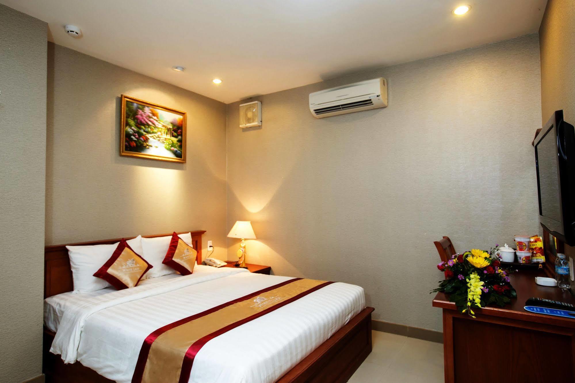 White Lion Hotel Ho Chi Minh City Exterior photo